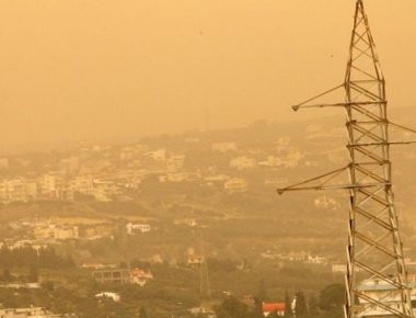 Κύπρος: Καλύφθηκε από την σκόνη που έρχεται από τη Συρία (φωτό)